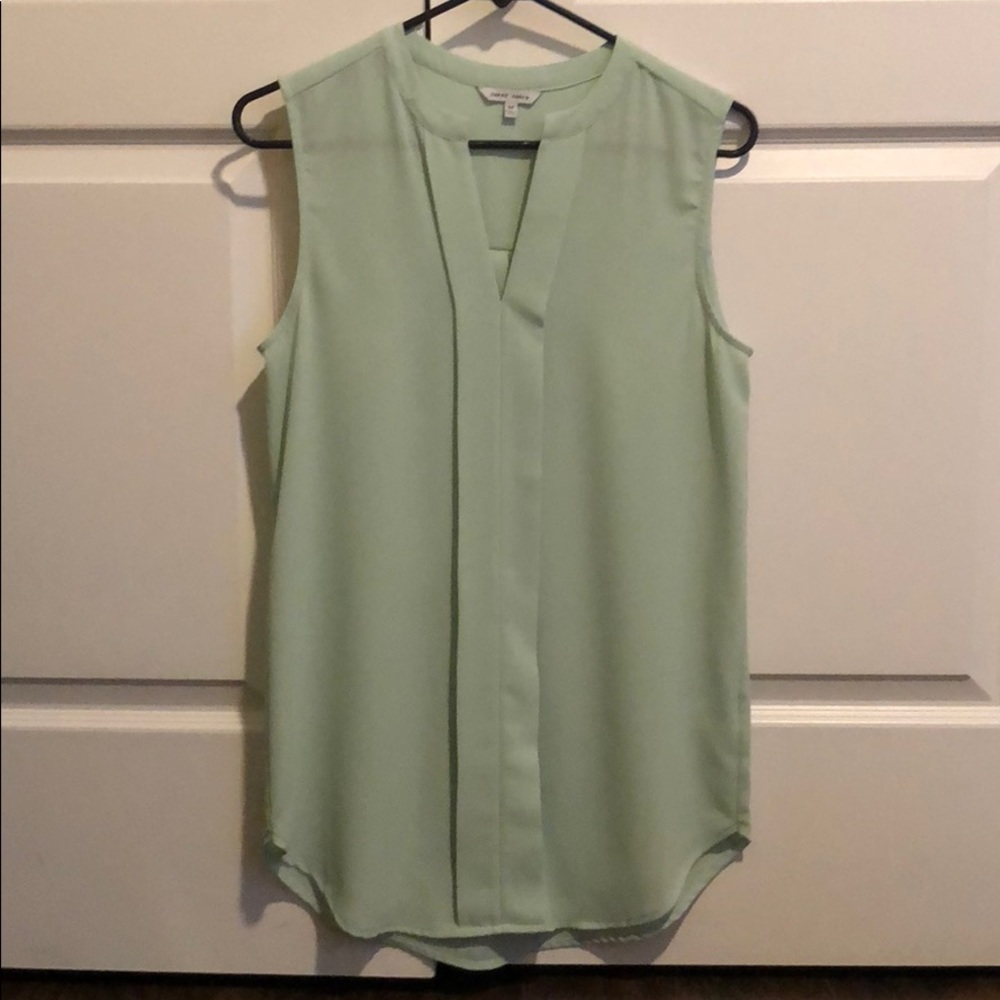 Sleeveless blouse